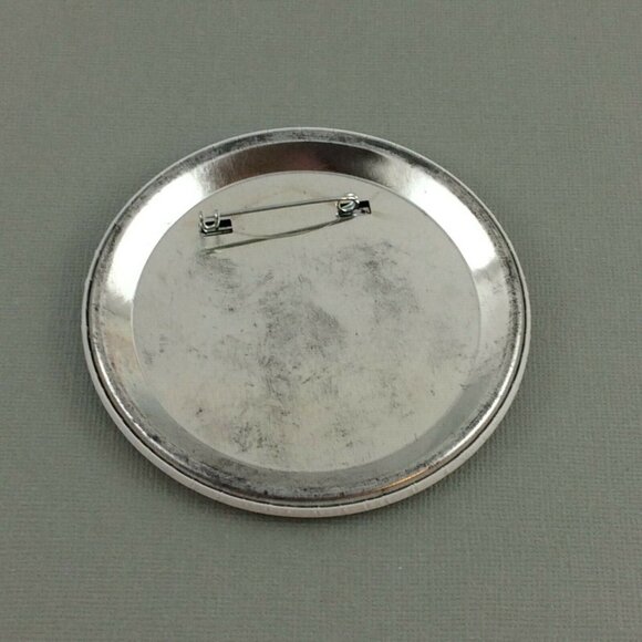 Vintage Shaver Centre Large Pin Back Button Badge Advertisement - Picture 8 of 12